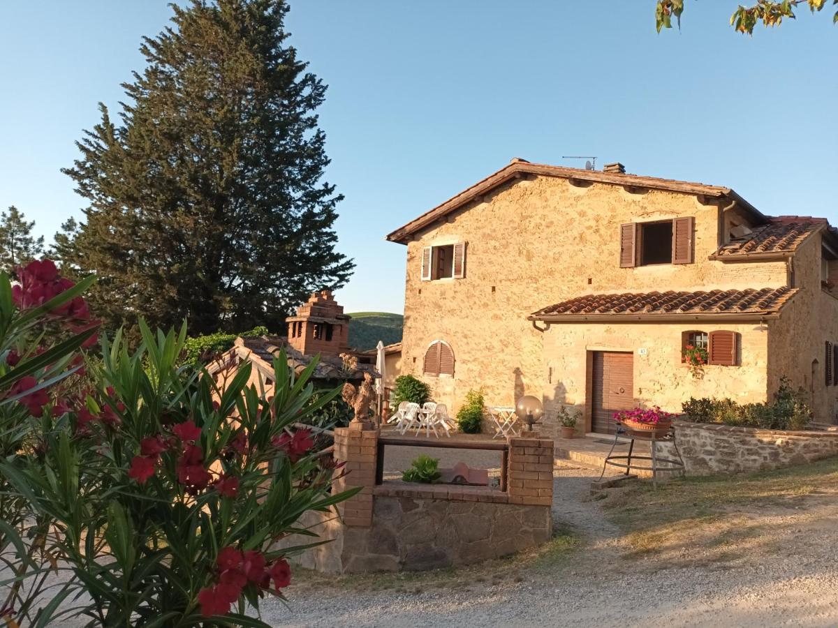 Appartement Poggio Massiccioli à Poggibonsi Extérieur photo